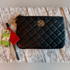 NEW w/Tags Bagly Mischka Black Quilted Vegan Leather Wristlet Clutch Purse
